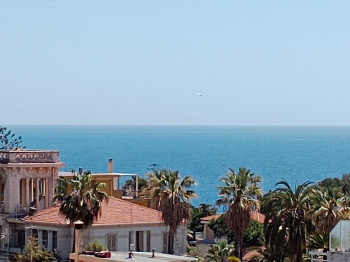 Marine Sea View Apartment Sanremo Bagian luar foto
