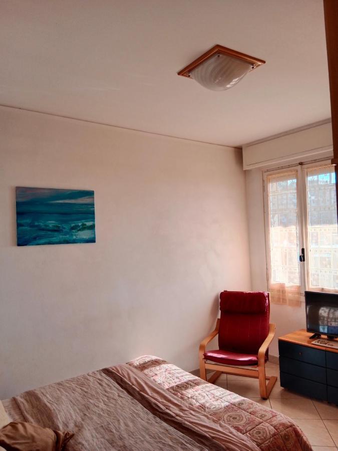 Marine Sea View Apartment Sanremo Bagian luar foto
